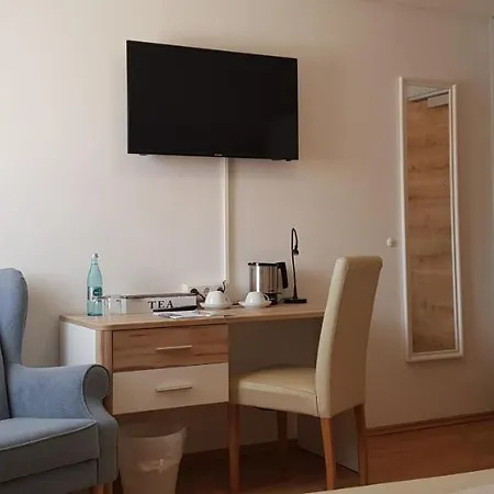 Zur Seku Inn