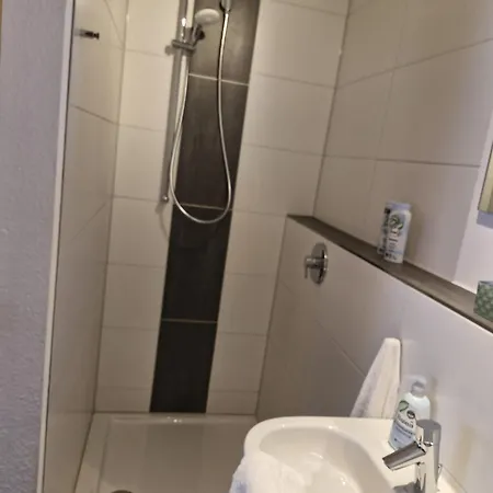 Zur Seku *